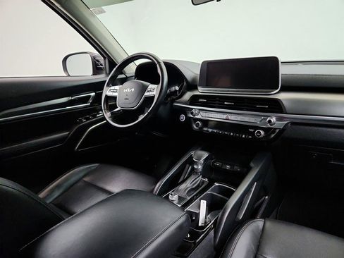 Used 2022 Kia Telluride LX FWD image 24