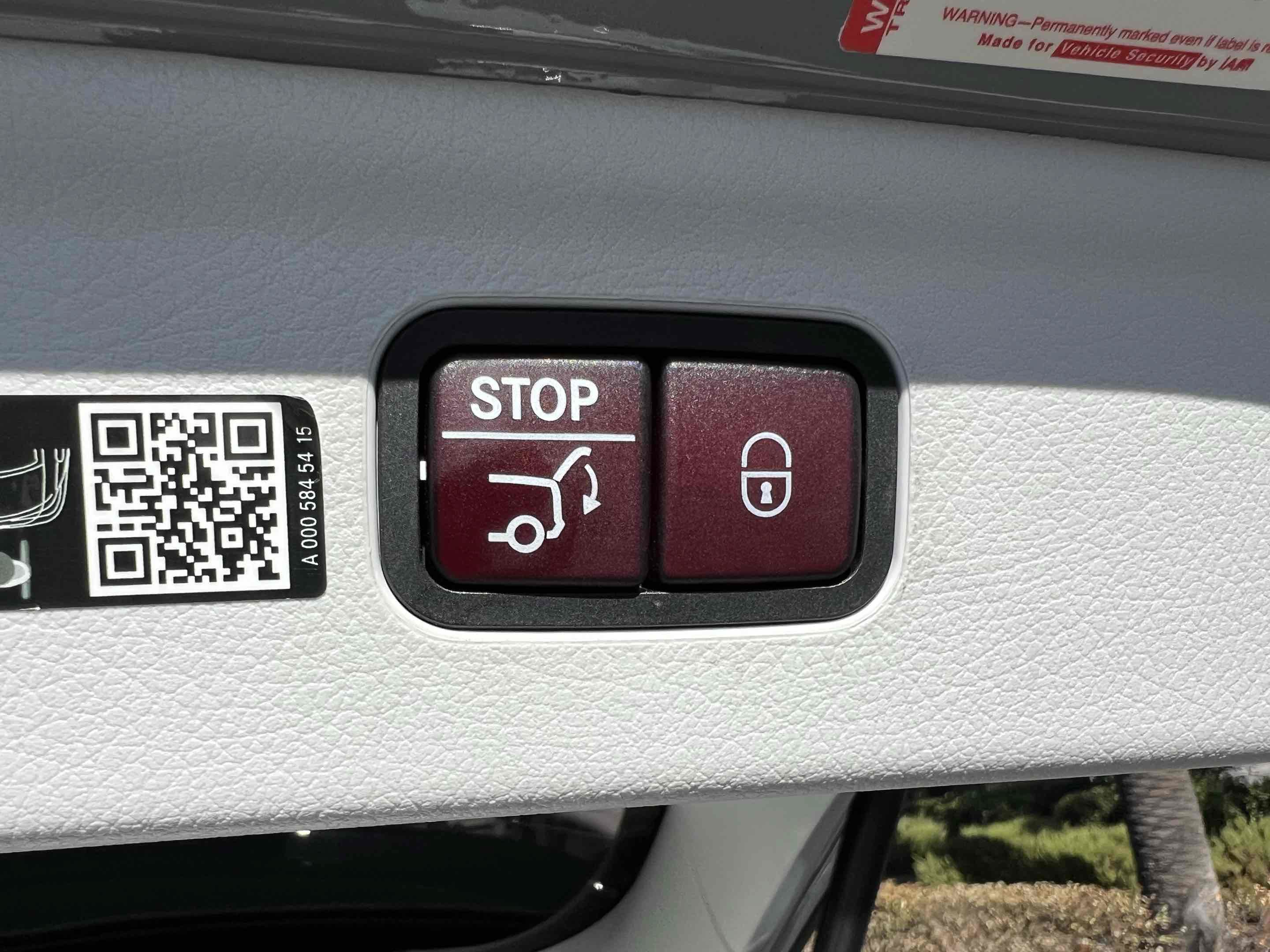 Used 2024 Mercedes-Benz EQE 350+ SUV image 13