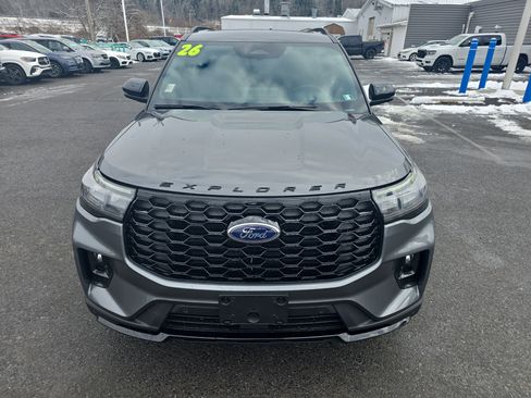 New 2026 Ford Explorer ST-Line w/ ST-Line Street Pack image 10