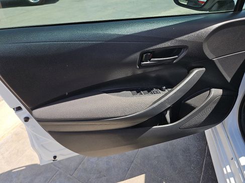 Used 2023 Toyota Corolla LE image 8