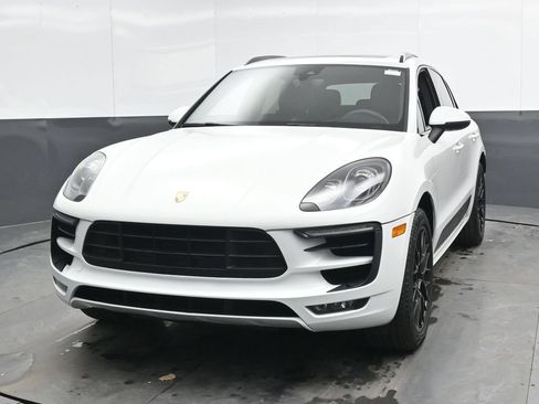 Used 2018 Porsche Macan GTS w/ Premium Package Plus AWD/4WD image 6