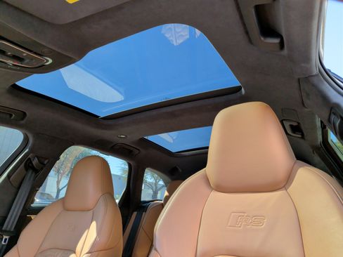 Used 2024 Audi RS 6 performance image 27