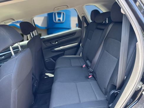 Used 2025 Honda CR-V LX image 28