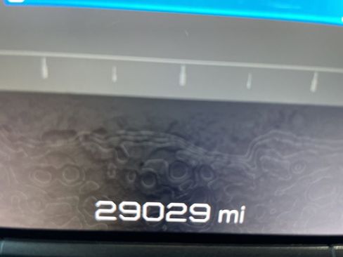 Used 2024 GMC Hummer EV 3X w/ LPO, Illumination Package image 7