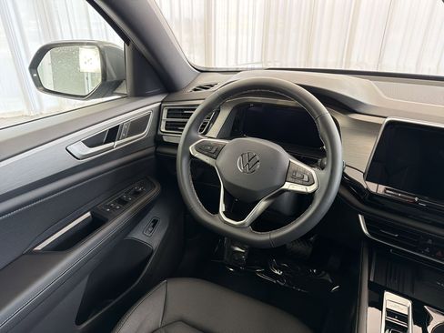 New 2026 Volkswagen Atlas Cross Sport SE FWD image 27