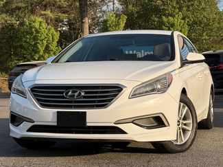 Used 2017 Hyundai Sonata SE video 1