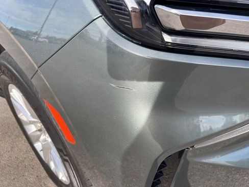 Used 2023 Chevrolet Suburban Premier image 14