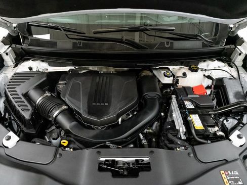 Used 2024 GMC Acadia Denali w/ Super Cruise Package image 3