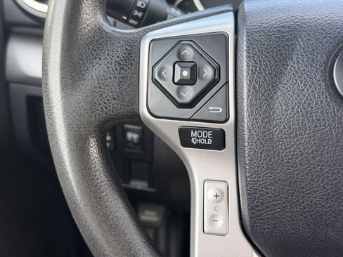Used 2017 Toyota Tundra SR5 AWD/4WD image 19