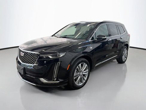 Used 2024 Cadillac XT6 Premium Luxury w/ Technology Package AWD/4WD image 5