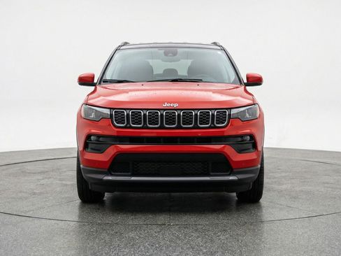 Used 2025 Jeep Compass Limited image 2