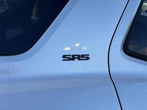New 2025 Toyota 4Runner SR5 image 6