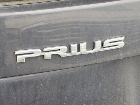 Used 2013 Toyota Prius Two image 6