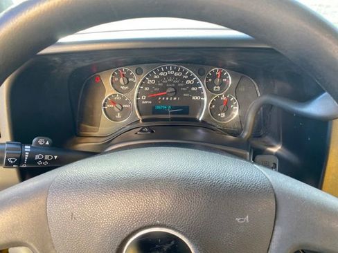 Used 2017 GMC Savana 3500 Work Van image 10