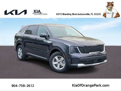 New 2026 Kia Sorento LX FWD image 1