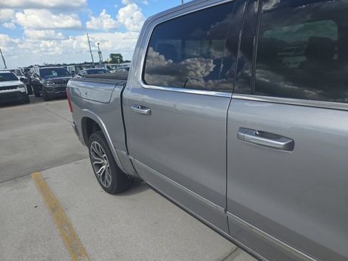 Used 2025 RAM 1500 Tungsten w/ Trailer Tow Group AWD/4WD image 5