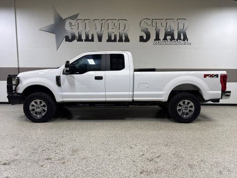 Used 2018 Ford F350 XL image 1