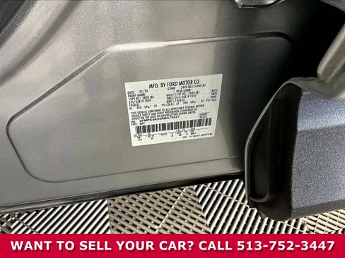 Used 2024 Ford Edge Titanium AWD/4WD image 16