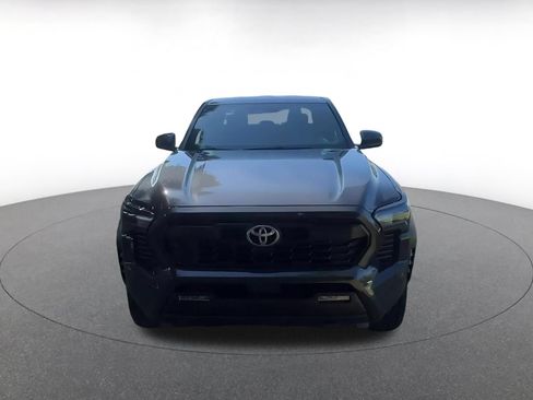 Used 2024 Toyota Tacoma TRD Off-Road AWD/4WD image 4