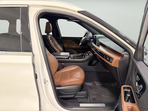 Used 2023 Lincoln Aviator Reserve w/ Elements Package Plus RWD image 14