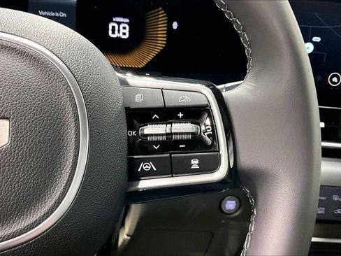 New 2026 Kia Carnival image 14