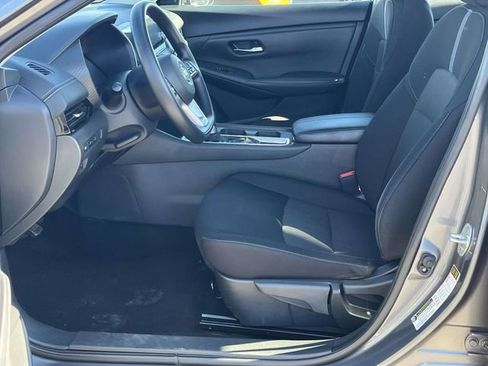Used 2023 Nissan Sentra SV image 13