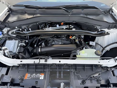 New 2026 Ford Explorer Platinum w/ LUX Leather Package image 9