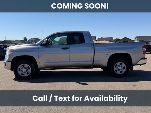 Used 2016 Toyota Tundra SR5 AWD/4WD image 8