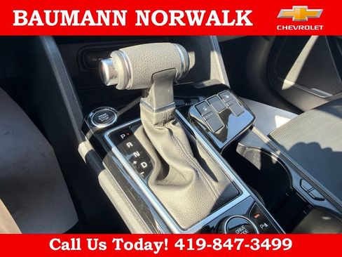Used 2025 Kia Sportage EX FWD image 39