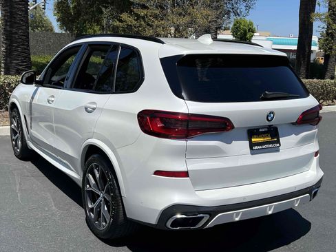 Used 2019 BMW X5 xDrive50i w/ M Sport Package AWD/4WD image 29