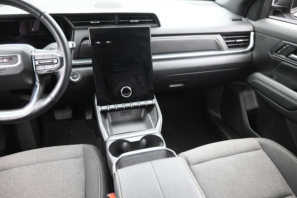 Used 2025 GMC Terrain Elevation AWD/4WD image 15