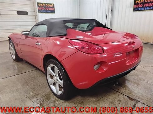 Used 2007 Pontiac Solstice Convertible w/ Premium Package RWD image 6