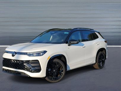 New 2026 Volkswagen Tiguan SE R-Line