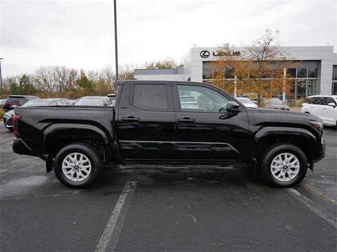 Used 2024 Toyota Tacoma SR5 image 6
