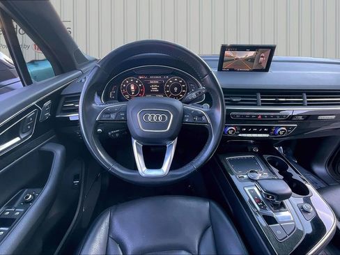 Used 2019 Audi Q7 3.0T Prestige w/ Prestige Package AWD/4WD image 8