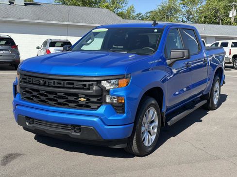 Certified 2025 Chevrolet Silverado 1500 Custom RWD image 8