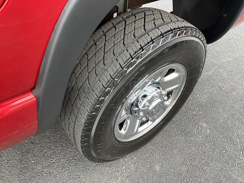 Used 2009 Dodge Ram 2500 Truck SXT image 38