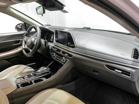 Used 2021 Hyundai Sonata SEL image 16