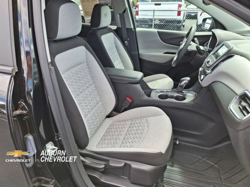 Used 2023 Chevrolet Equinox LS w/ LS Convenience Package AWD/4WD image 22