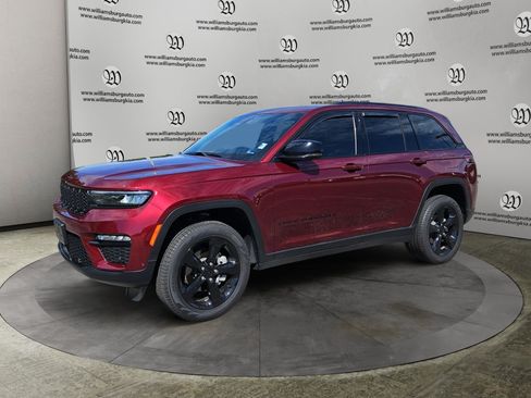 Used 2025 Jeep Grand Cherokee Limited w/ Luxury Tech Group II AWD/4WD image 1