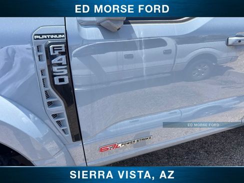Used 2026 Ford F450 Platinum w/ FX4 Off-Road Package AWD/4WD image 3