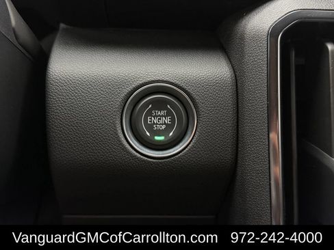 New 2026 GMC Acadia AT4 w/ LPO, Floor Liner Package AWD/4WD image 18