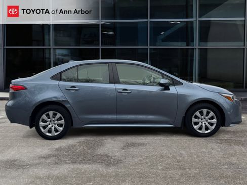 Certified 2023 Toyota Corolla LE image 9