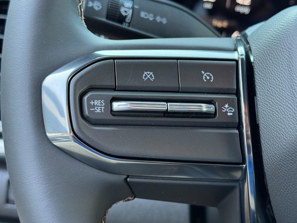 New 2026 GMC Canyon AT4 AWD/4WD image 15