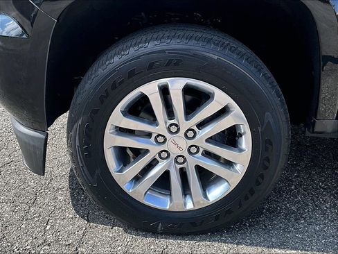 Certified 2019 GMC Canyon SLT w/ Trailering Package image 12