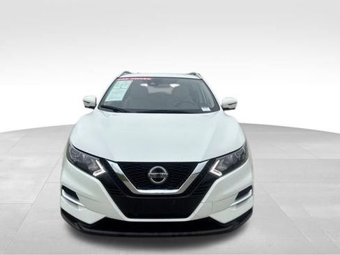 Used 2022 Nissan Rogue Sport SL FWD image 5