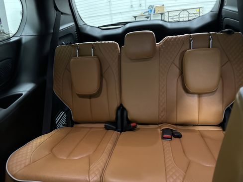 Used 2023 Chrysler Pacifica Pinnacle image 33