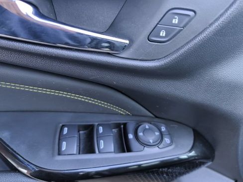 Used 2024 Chevrolet Trax LT w/ Driver Confidence Package FWD image 13