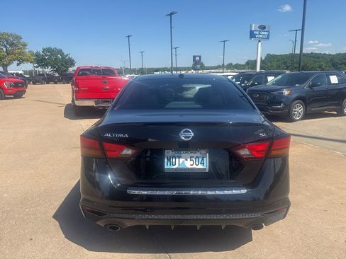 Used 2022 Nissan Altima 2.5 SL FWD image 3