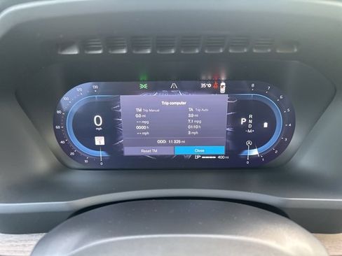 Certified 2025 Volvo XC90 B5 Plus image 27